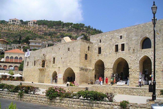 Beirut, Beiteddine & DeirElQamar Day Trip-With Lunch(4G on Board) - Guide quality, language and group size
