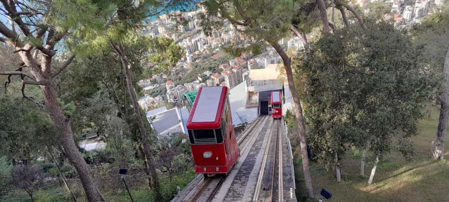 Beirut: Jeita Grotto, Harissa, Byblos group tour & Guide - Lunch and the cost of the day
