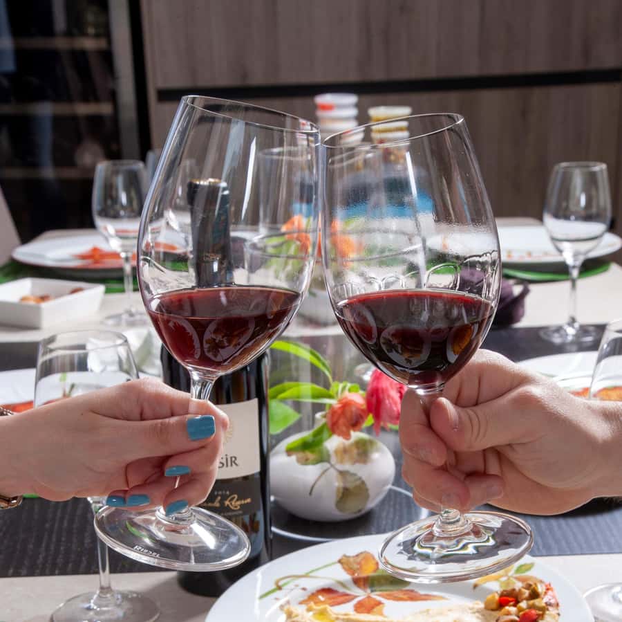 Lebanese wineries guided tour with tastings & lunch - Chateau Kefraya and the first tasting