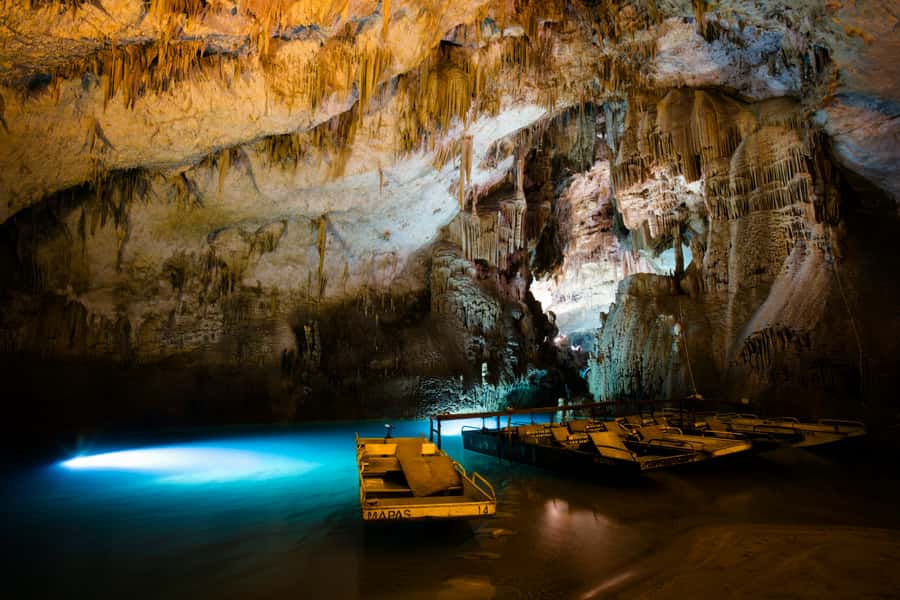 Lebanon: Beirut, Jeita Grotto, Byblos Private Tour and Lunch - Harissa by cable car: the tour’s best view