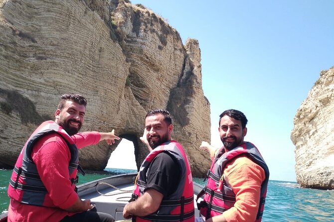 Pigeon Rocks Boat Ride Beirut (Raouche Rocks) - Returning to Manara after 30 minutes