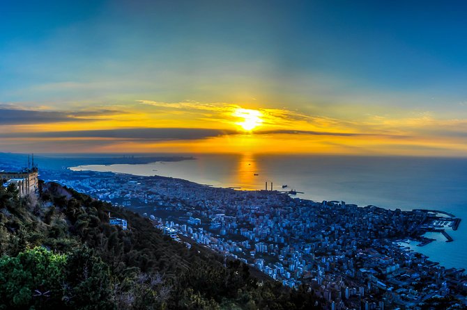 PRIVATE Beirut Historical Walking Half Day Tour - The Corniche and the changing light
