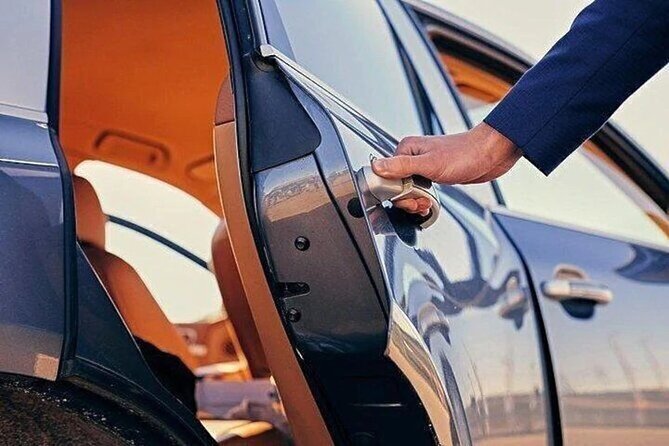 Private Departure Transfer: Hotel to Beirut International Airport - Your hotel pickup and the ride to the airport