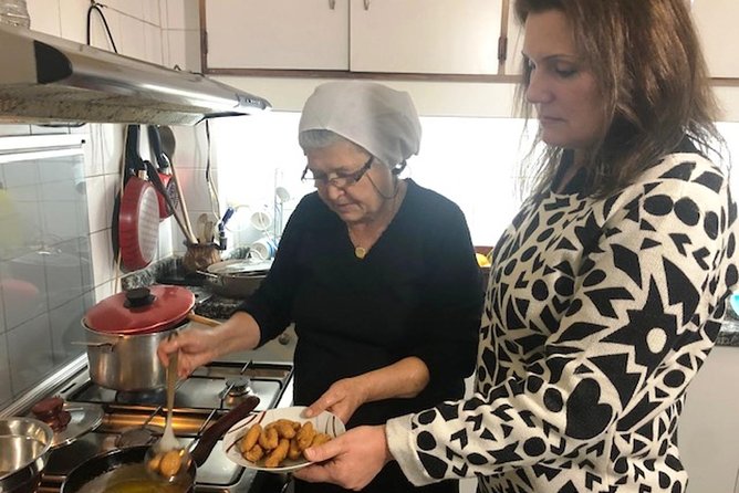 Private Lebanese Cooking Class in Beirut with Amal + Transfers - One hour in the home kitchen with Amal and her mother