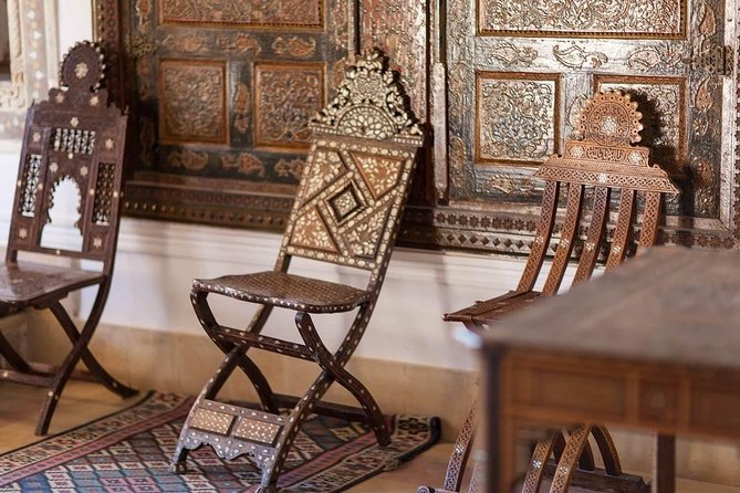 PRIVATE tour to Beirut history museum, Beiteddine & Deir elQamar - What the private vehicle and guide add