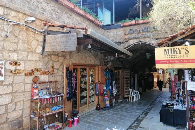 PRIVATE tour to Jeita Grottos, Harissa Shrine & Byblos City - Who should book this private tour?