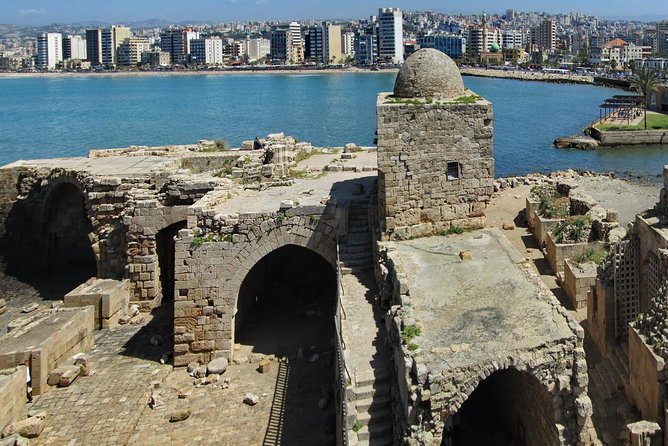Sidon - Tyre - Maghdouche Trip, From Beirut - Lunch in Tyre before the ruins