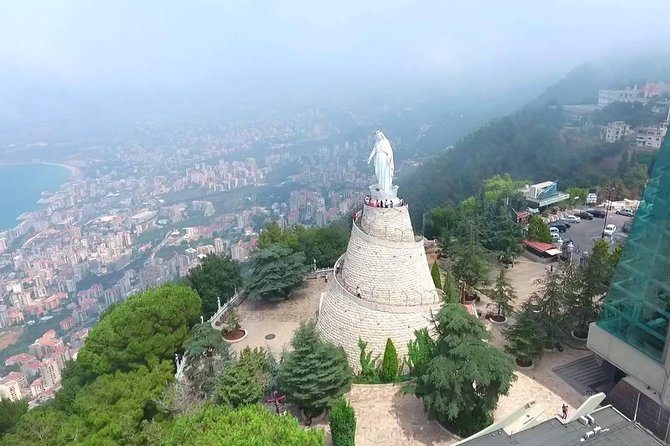 Small Group Tour to Jeita Grotto, Harisa & Byblos with Hotel pickup - How the guide style may affect your day