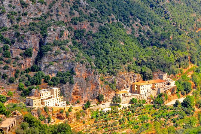 Small Group Tours to Qadisha Valley, Bcharre and Cedars with lunch and all fees - A Lebanese lunch in Bcharre